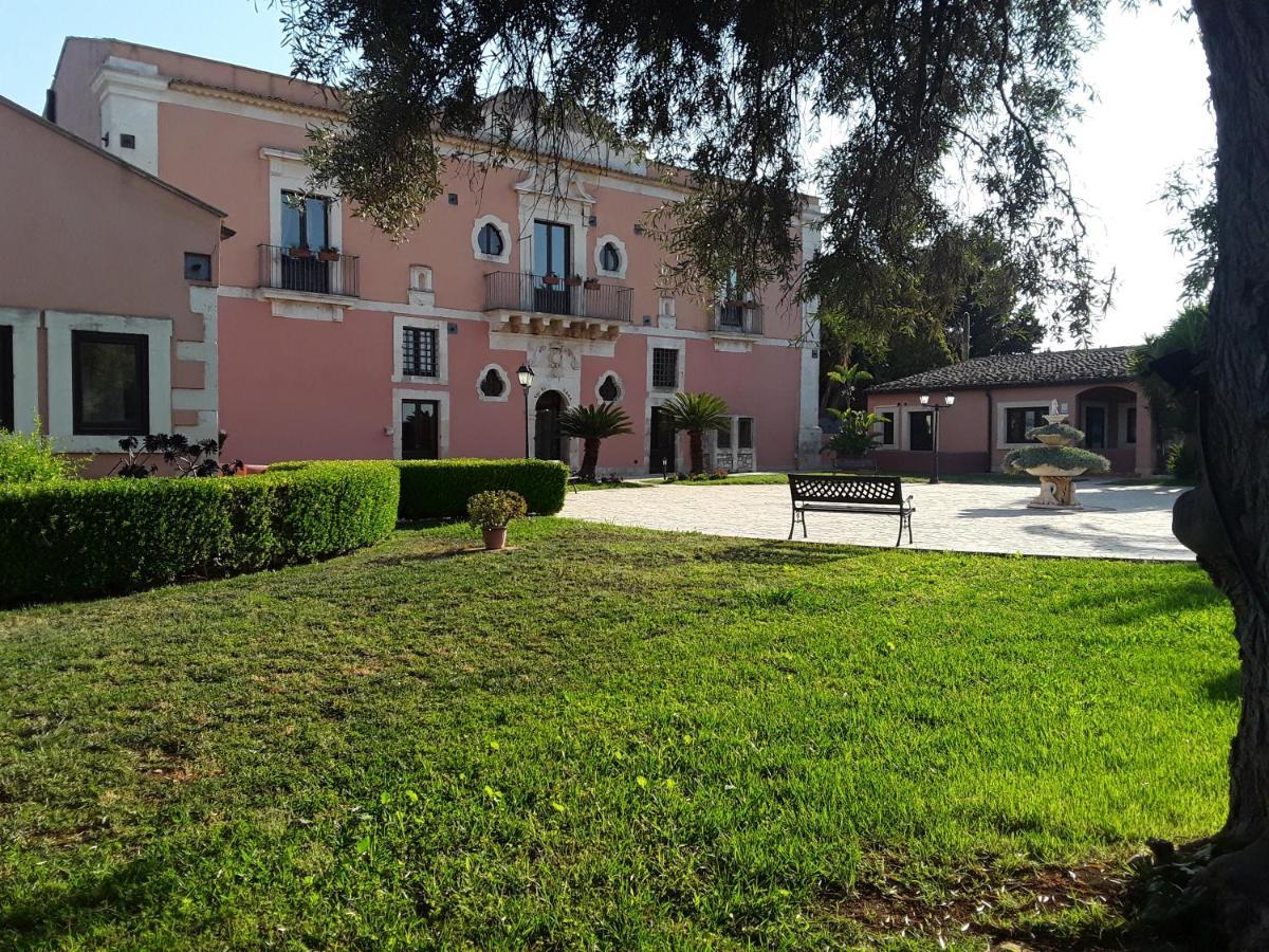 Hotel Lady Lusya Cassibile Exterior photo