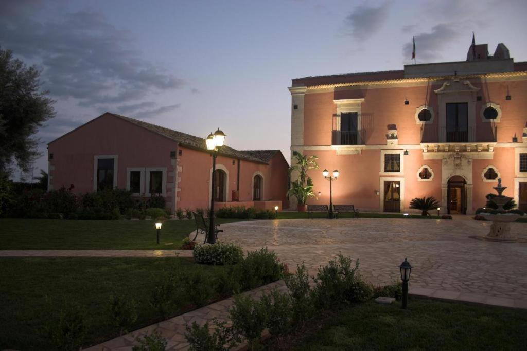 Hotel Lady Lusya Cassibile Exterior photo